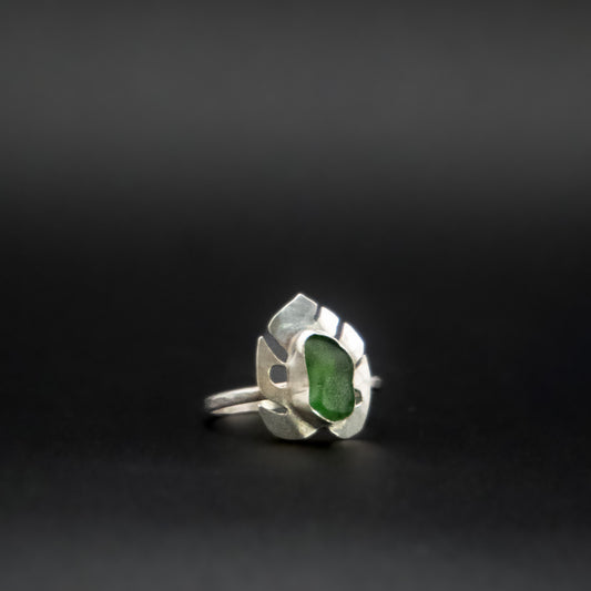 Genuine Sea Glass Monstera Ring | Hammered Sterling Silver | Size 7.5