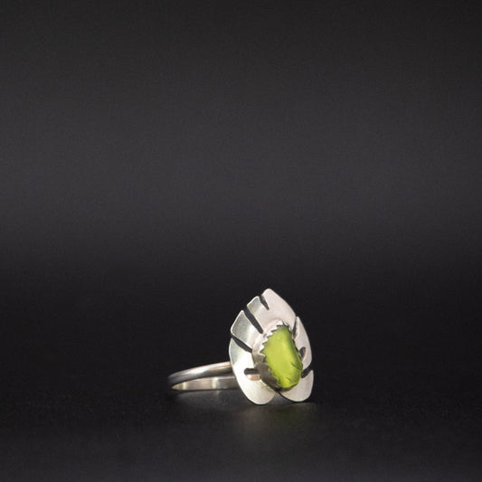Green Sea Glass Monstera Ring | Handmade Sterling Silver | Size 7