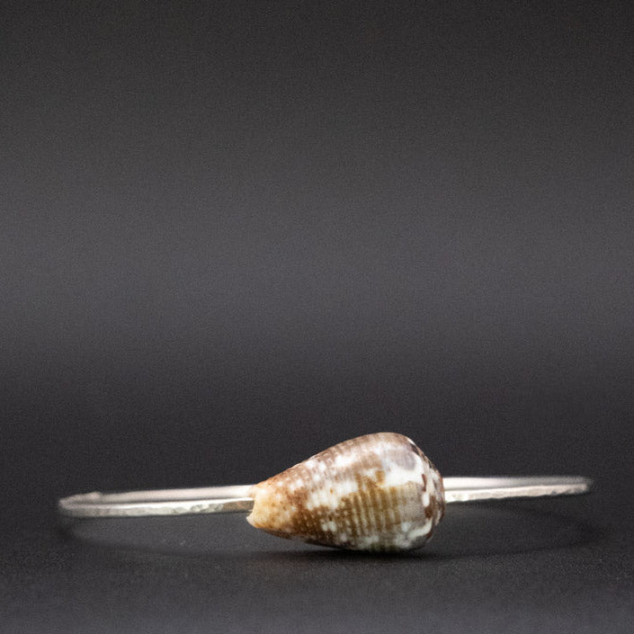 Hawaiian Cat Cone Bangle | Hammered Sterling Silver | Size S